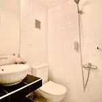 Luxurious Retreat アパート
