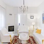 Apartment Luxurious Retreat