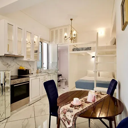 Luxurious Retreat *