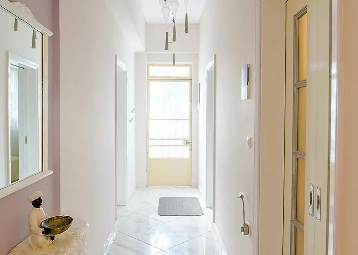 Luxurious Retreat Appartamento *